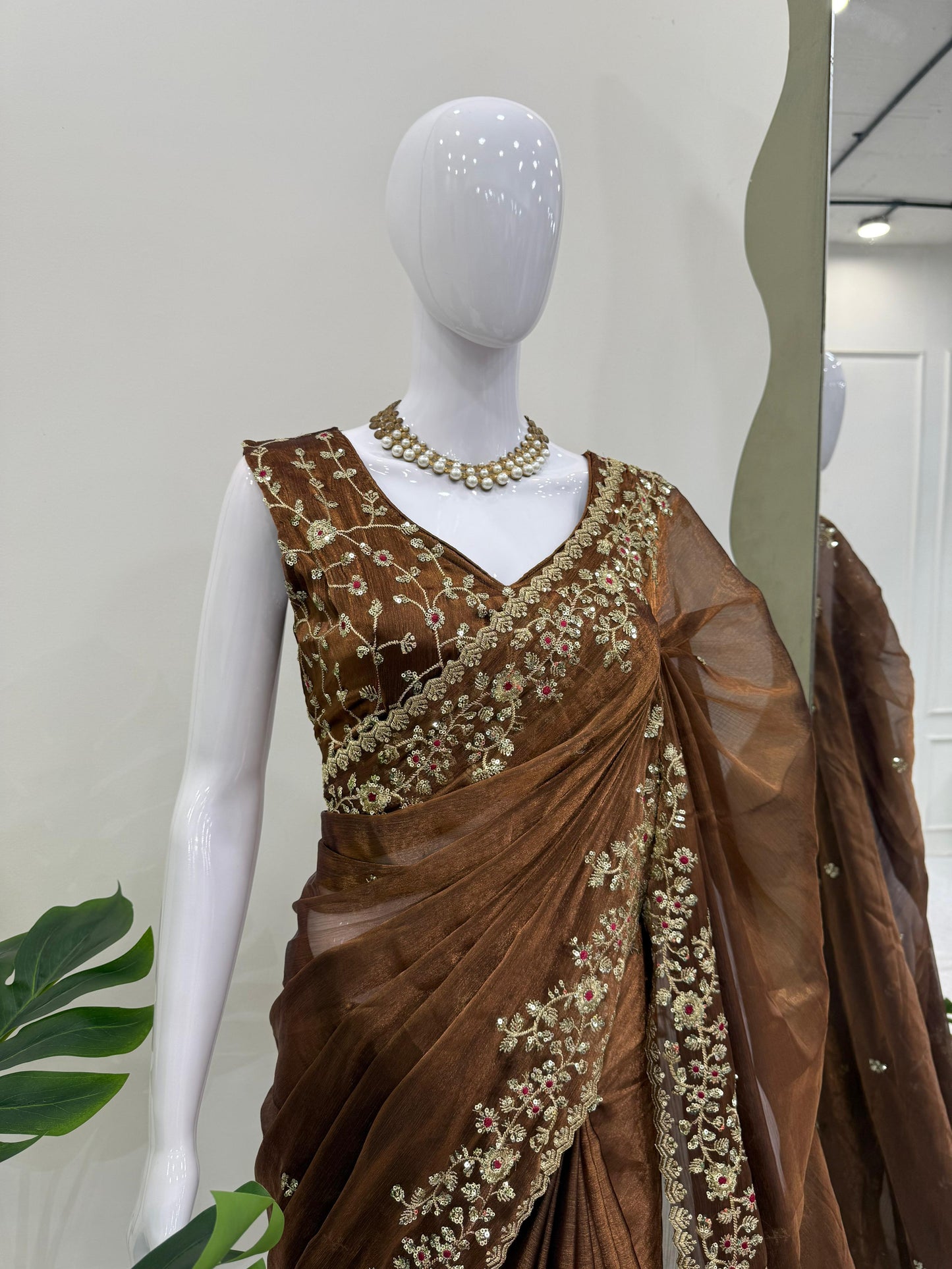 Fashionkiya Looking some one for this same colour beautiful Designer Saree on Barbari Silk Febric with Thred & Sequnce work and blouse on also Barbari Silk Febric with Thrrd & Sequnce work.