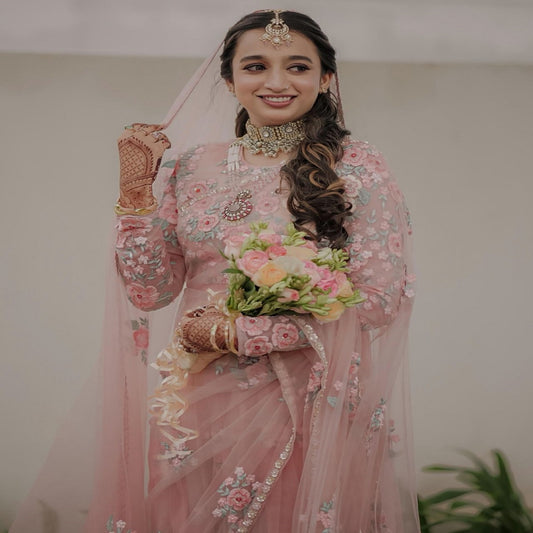 Fashionkiya Looking some one for this same colour beautiful Designer Saree on Soft Net Febric with Thred & Sequnce work and blouse on also Soft Net Febric with Thred & Sequnce work