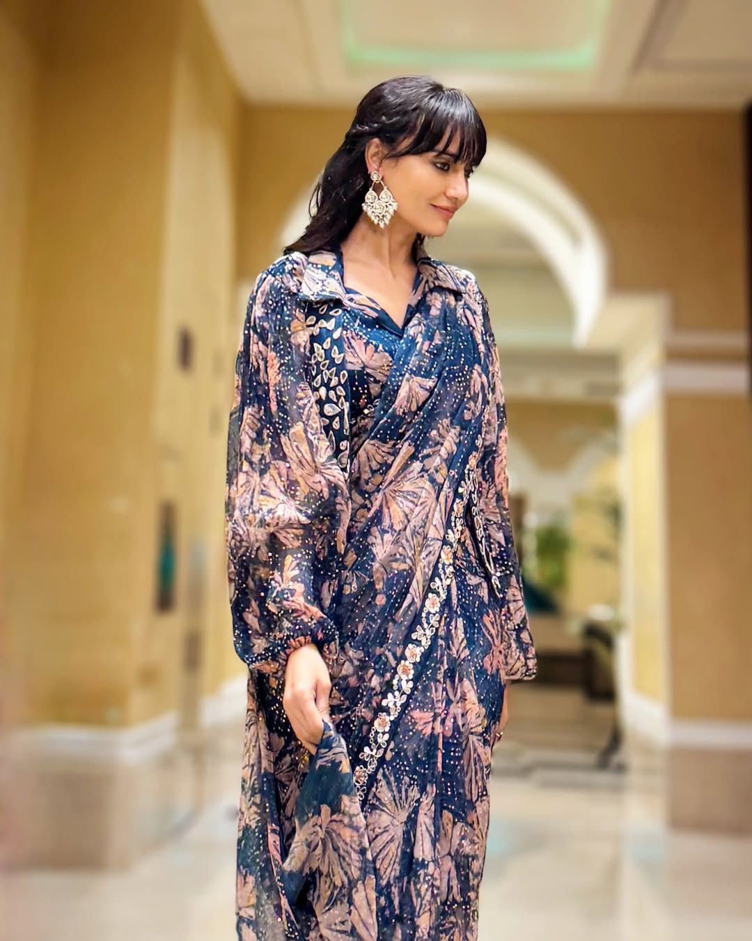 Fashionkiya INDO-WESTERN READY TO WEAR SAREE WITH FULLY EMBROIDERED MIRROR WORK KOTI ON  PRINTED GEORGETTE FABRIC WITH STITCH BLOUSE