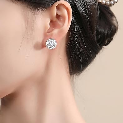 Moissanite Earrings for Women,Flower Earrings D Color VVS1 Moissanite S925 Sterling Silver Flower Stud Earrings for Women