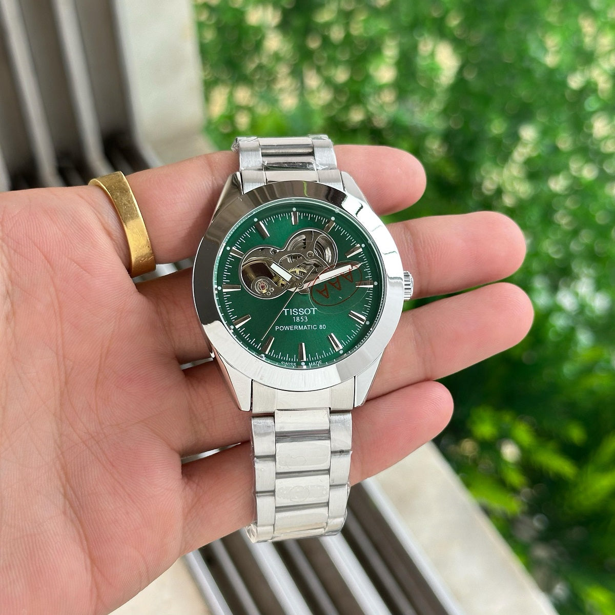 The Tissot Gentleman Powermatic 80 is ergonomic and elegant in any circumstance.